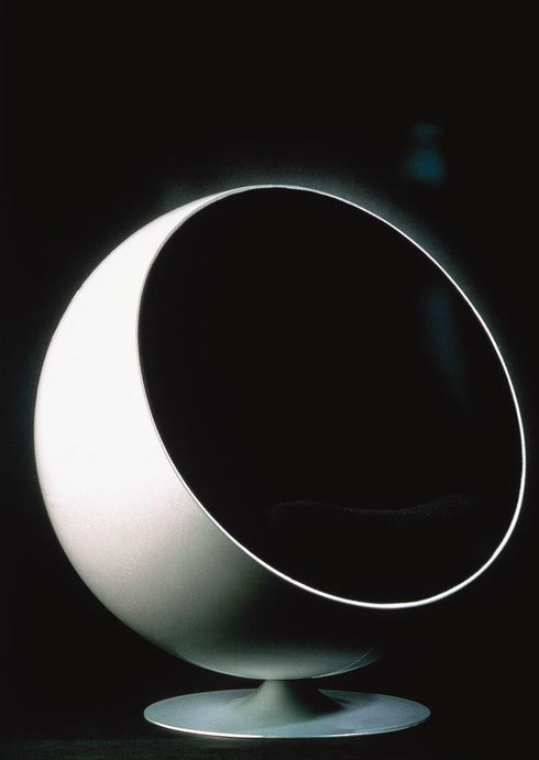 Eero Aarnio Originals Ball Chair